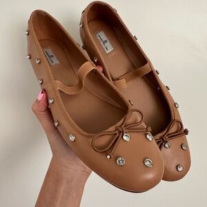 Bandolino Jeweled Flats